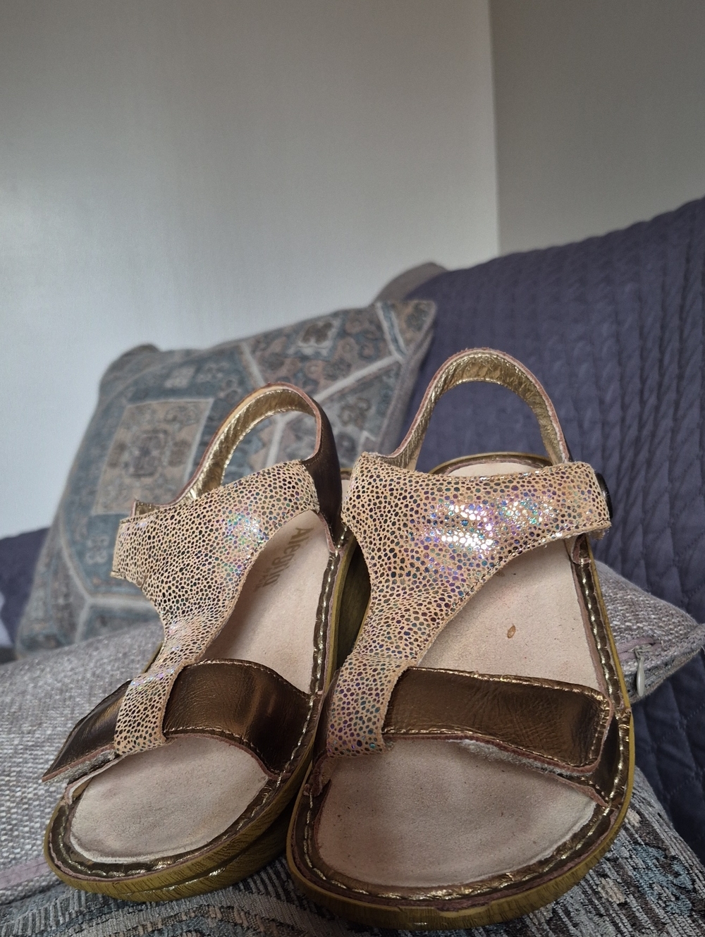 Women's Iridescent Gold T-Strap Comfort Sandals